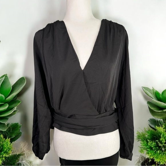 Banana Republic Tops - Banana Republic Women Cropped Wrap Balloon Sleeve Blouse Size 16 Black NWT